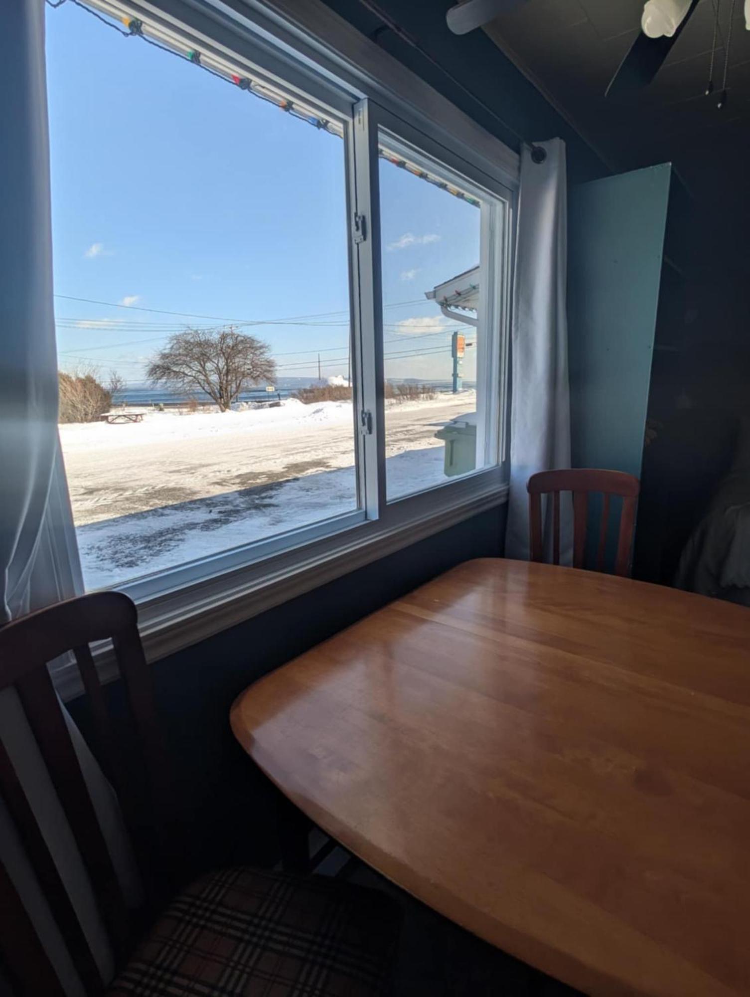 Motel Leblanc Carleton-sur-Mer Eksteriør bilde
